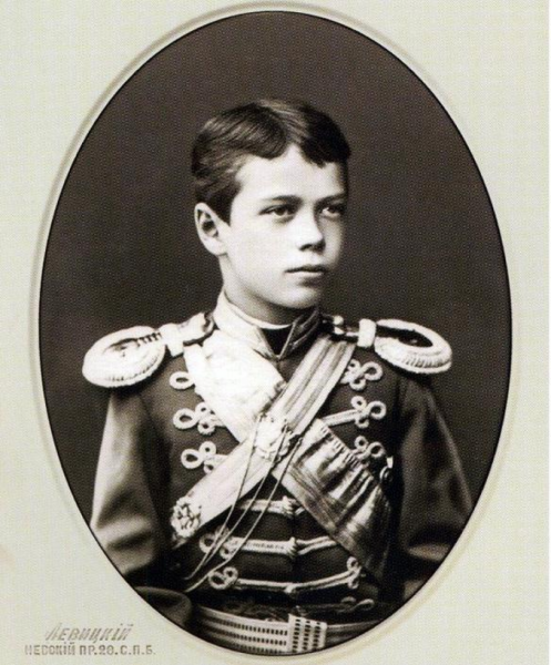 Николай II vs. Ленин. Житейские детали (26 фото) Николай II vs. Ленин. Житейские детали (26 фото)