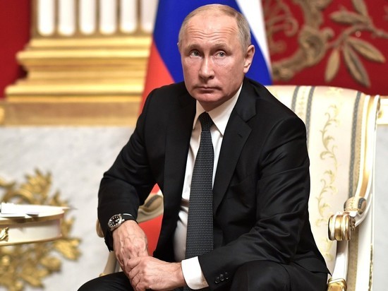 Секретный план Путина: откуда пошли слухи про реформу Конституции Секретный план Путина: откуда пошли слухи про реформу Конституции