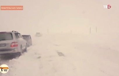 Российские регионы накрыл снежный апокалипсис