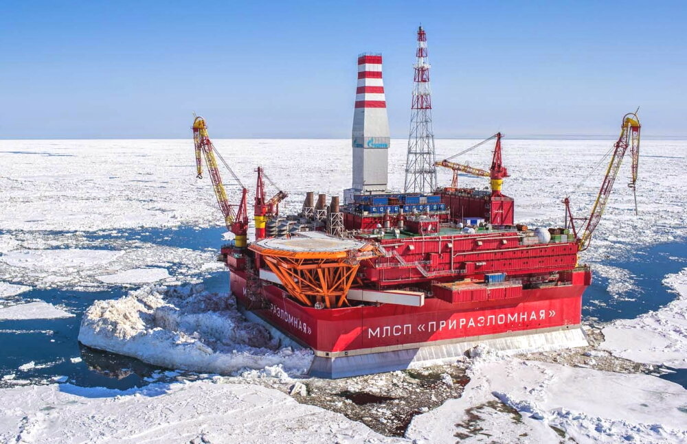 Россия давно добывает в арктическом шельфе нефть. США на это не имеют право.