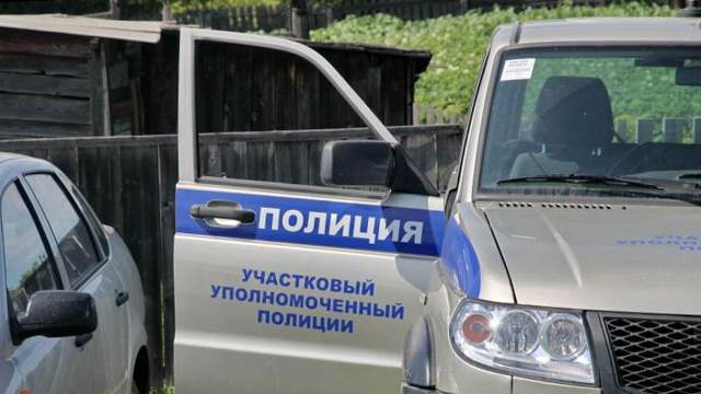 Преступник изнасиловал девушку неподалеку от железнодорожной станции в Подмосковье