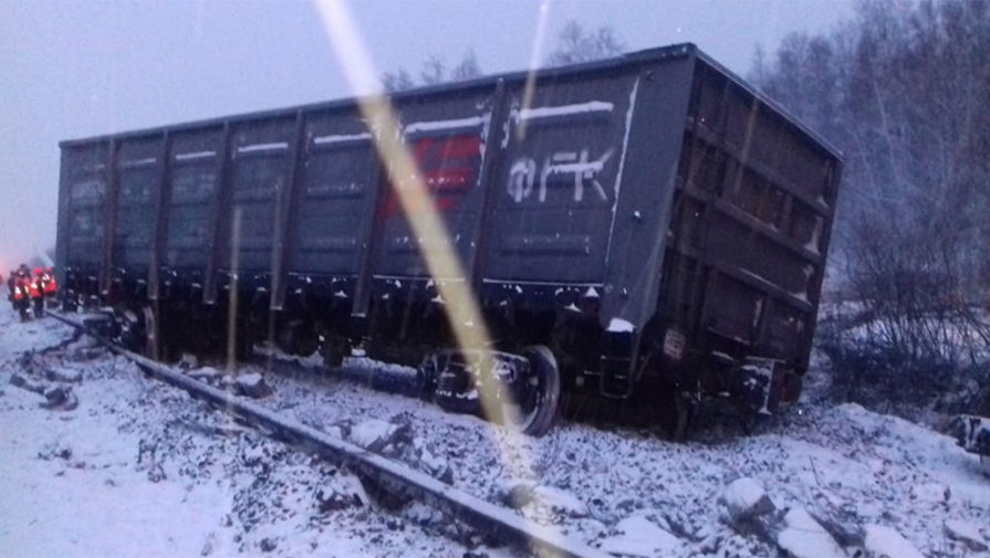 29 вагонов с углем сошли с рельсов в Иркутской области
