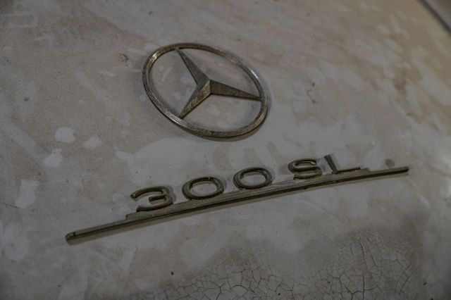 С виду эксклюзивный Mercedes-Benz 300SL пока никак не тянет на 2 миллиона долларов С виду эксклюзивный Mercedes-Benz 300SL пока никак не тянет на 2 миллиона долларов