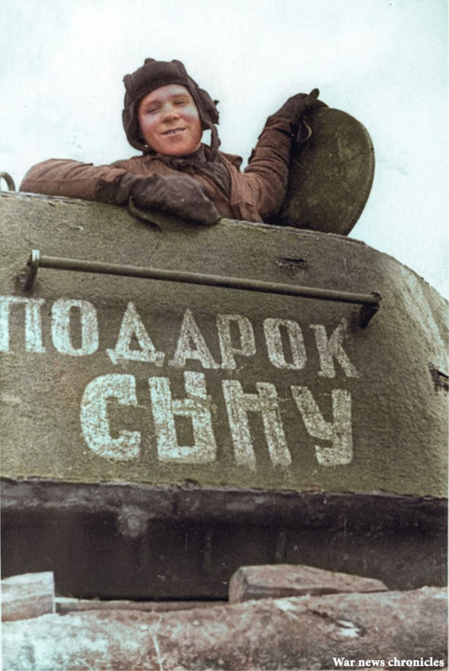 Т-34-85, подожженный панцерфаустом, и замечательные очки, спасшие мехвода Т-34-85, подожженный панцерфаустом, и замечательные очки, спасшие мехвода