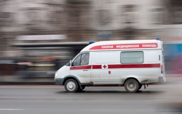 В Красноярске мужчина сломал позвоночник и умер, прыгая на батуте