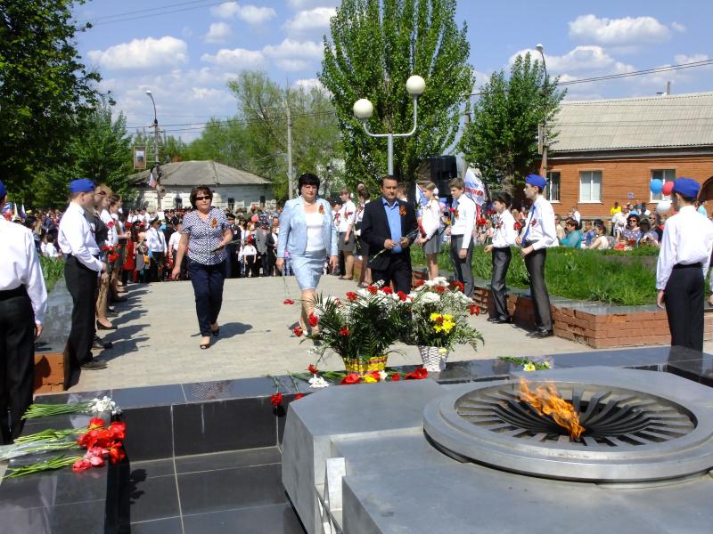 МАЙСКИЕ ХРОНИКИ МАЙСКИЕ ХРОНИКИ