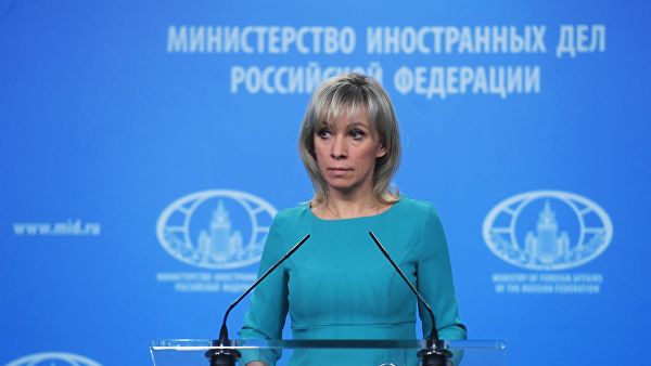 Захарова утверждает, что угрозы российским дипломатам не сойдут Киеву с рук