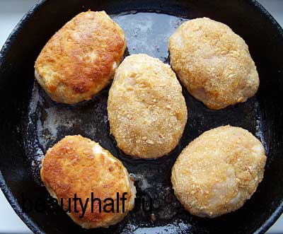 «Папараць-кветка» - куриные котлеты с сыром