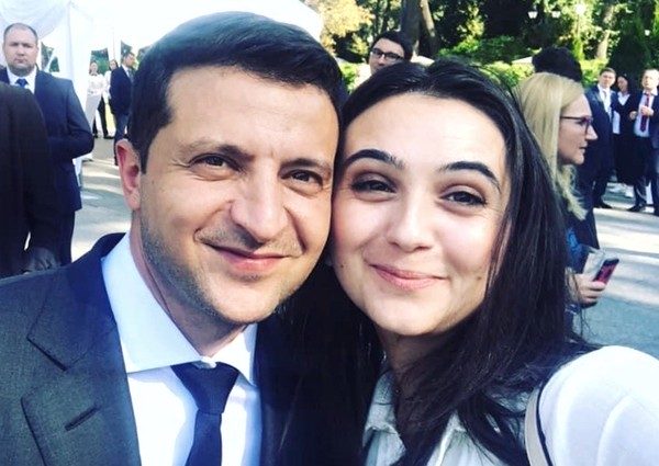 Жена Зеленского узнала о том, что пресс-секретарь президента Украины Юлия Мендель беременна. И беременна от её мужа