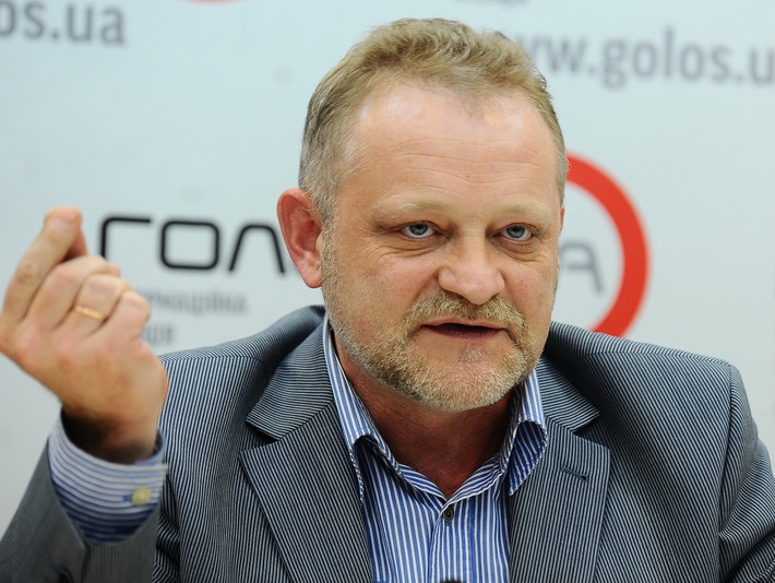 Андрей Золотарев: Власть Порошенко держится на соплях