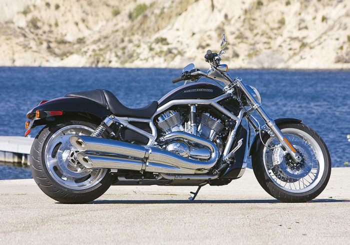 Даже Harley-Davidson VRSCAW V-Rod сделан с их помощью. Даже Harley-Davidson VRSCAW V-Rod сделан с их помощью.