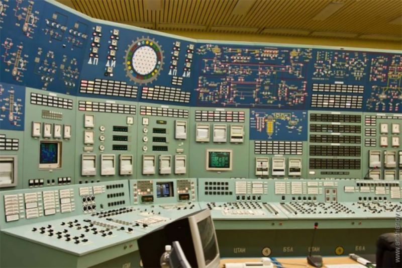 Контрольные комнаты заводов и электростанций советских времен Контрольные комнаты заводов и электростанций советских времен