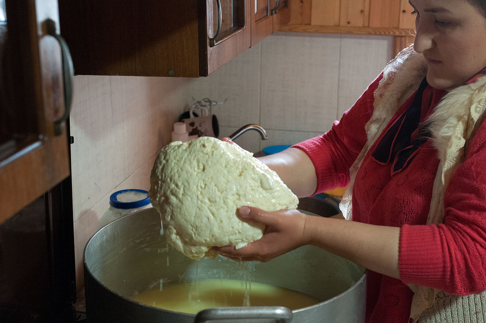 Как делают балкарский сыр