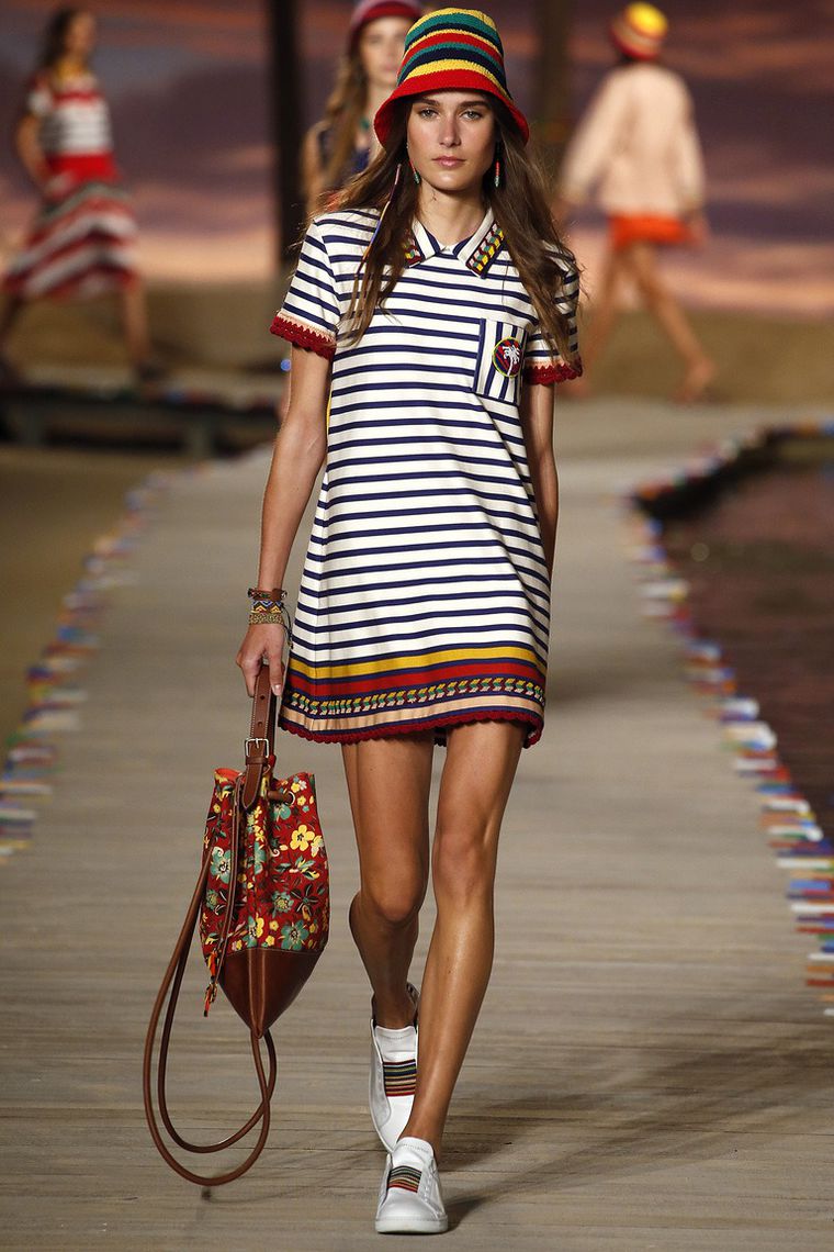 Tommy Hilfiger, - 2016:     70- .