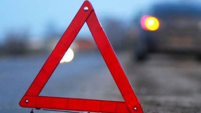 4 человека погибли и 9 пострадали в ДТП с микроавтобусом под Кировом