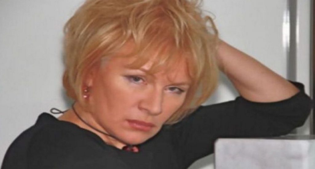 Она обманула ремонтников, а потом с ее квартирой случилось такое… Карма! Она обманула ремонтников, а потом с ее квартирой случилось такое… Карма!