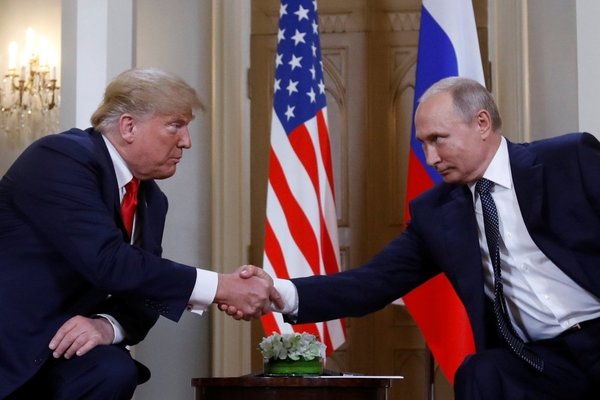 Путин предложил Трампу провести референдум в Донбассе, Киеву стало страшно — ЛДНР может повторить судьбу Крыма Путин предложил Трампу провести референдум в Донбассе, Киеву стало страшно — ЛДНР может повторить судьбу Крыма