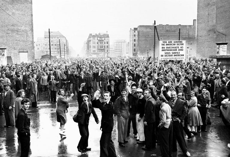 Как в 1953 году немцы пытались выгнать «советских оккупантов» из ГДР Как в 1953 году немцы пытались выгнать «советских оккупантов» из ГДР