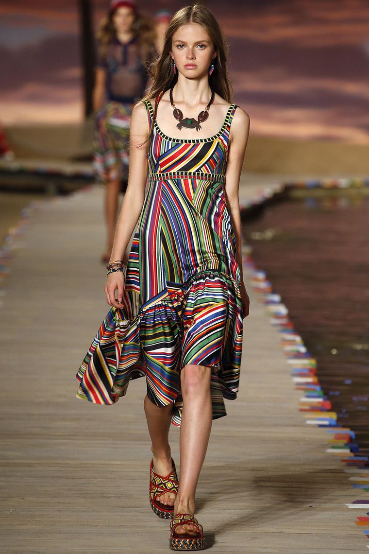 Tommy Hilfiger, - 2016:     70- .