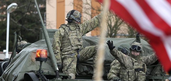 Американские солдаты осквернили в Каунасе флаг Литвы