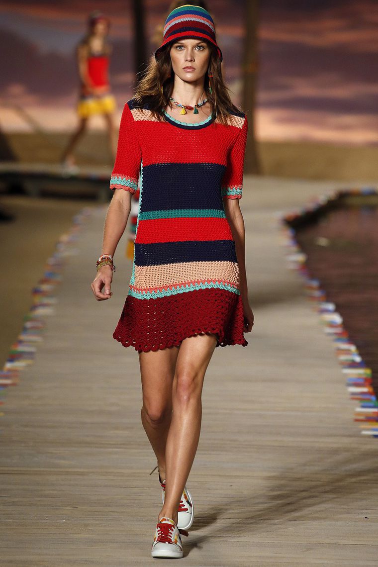 Tommy Hilfiger, - 2016:     70- .