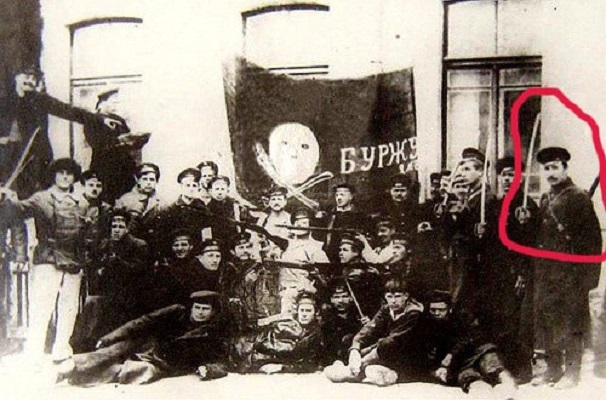 100 лет официальному началу красного террора в России 100 лет официальному началу красного террора в России