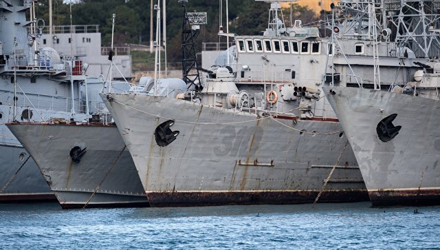 Корабли, которые ранее входили в состав военно-морских сил Украины, в бухте Севастополя. 13 января 2017 Корабли, которые ранее входили в состав военно-морских сил Украины, в бухте Севастополя. 13 января 2017