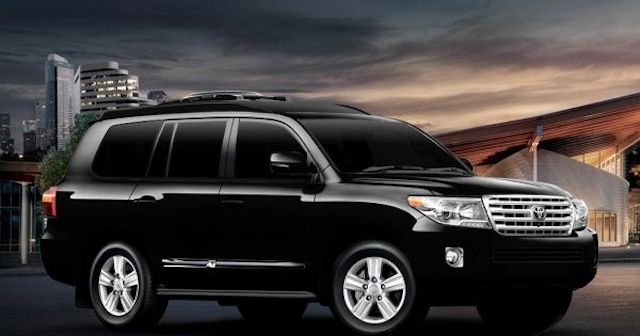 Россиянин превратил Land Cruiser 200 в самый защищенный внедорожник в мире Россиянин превратил Land Cruiser 200 в самый защищенный внедорожник в мире