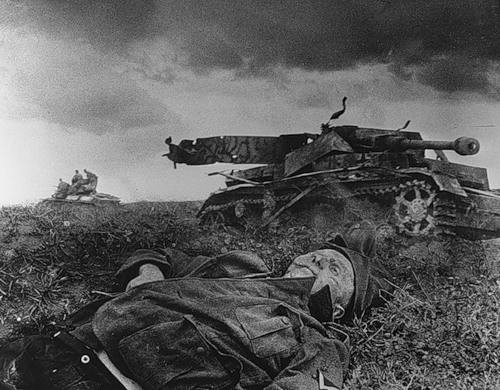 Самый безумный танковый бой в истории (20 фото) Самый безумный танковый бой в истории (20 фото)