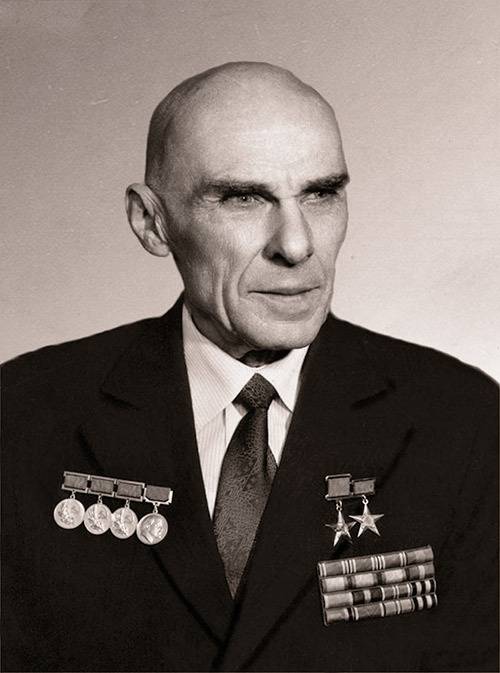 Рассказы об оружии. Танк Т-54 снаружи и внутри