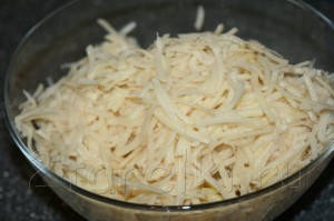 картофельные лепешки с селедкой 2 IMG 2811 300x199 Картофельные лепешки с селедкой