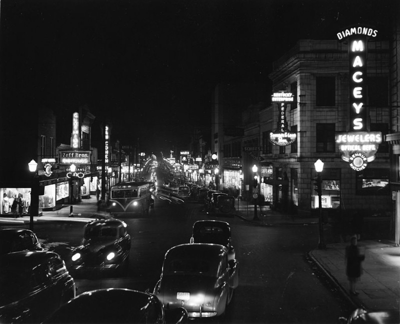 The view down Monmouth Street in Newport, Kentucky, 1946.