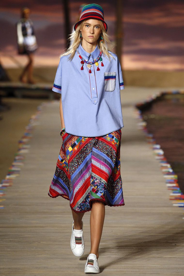 Tommy Hilfiger, - 2016:     70- .