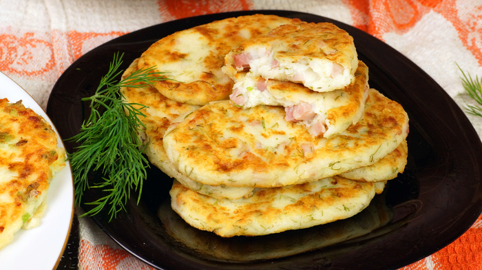 ЛЕПЕШКИ с начинкой из ветчины и сыра. Простой и быстрый перекус, завтрак или закуска. Еда, Рецепт, Кухня, Мясо, Говядина, С дедом за обедом, Видео