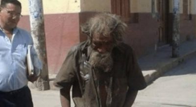 Соседи помыли и расчесали несчастного бездомного. После преображения его просто не узнать