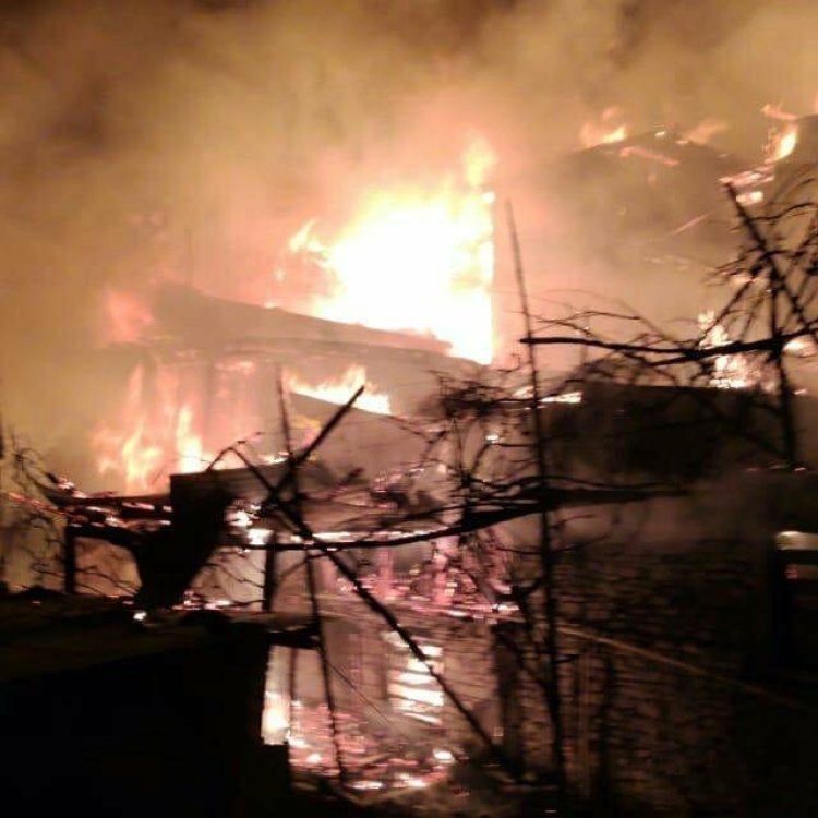 Мужчина вытащил соседей из горящего дома в Кунгуре