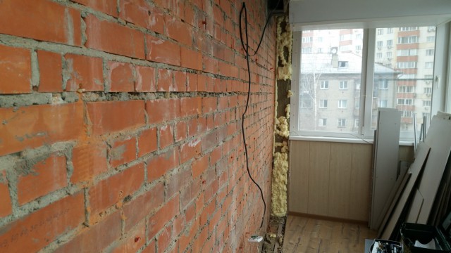 Берлога. История рукоделия одного балкона