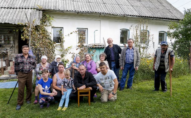 Жители деревни Зыбино Тульской области: «Мы в войну жили лучше, чем сейчас» Жители деревни Зыбино Тульской области: «Мы в войну жили лучше, чем сейчас»