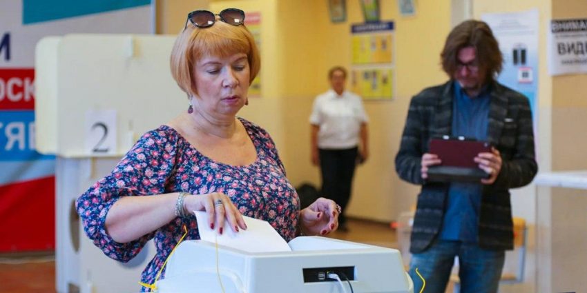 Более, 2,8 млн москвичей проголосовали за поправки к Конституции