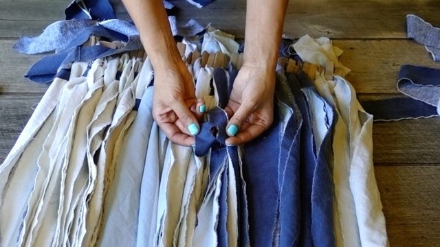 Картон и небольшие полоски из ткани помогут сделать стильным ваш интерьер Картон и небольшие полоски из ткани помогут сделать стильным ваш интерьер