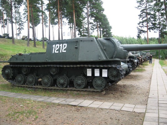 ИСУ-152 после войны ИСУ-152 после войны МАШИНОСТРОЕНИЕ, война, история, ссср, танки, факты