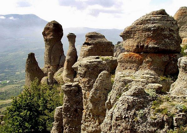 Долина Приведений - долина на горе Демерджи (Крым)