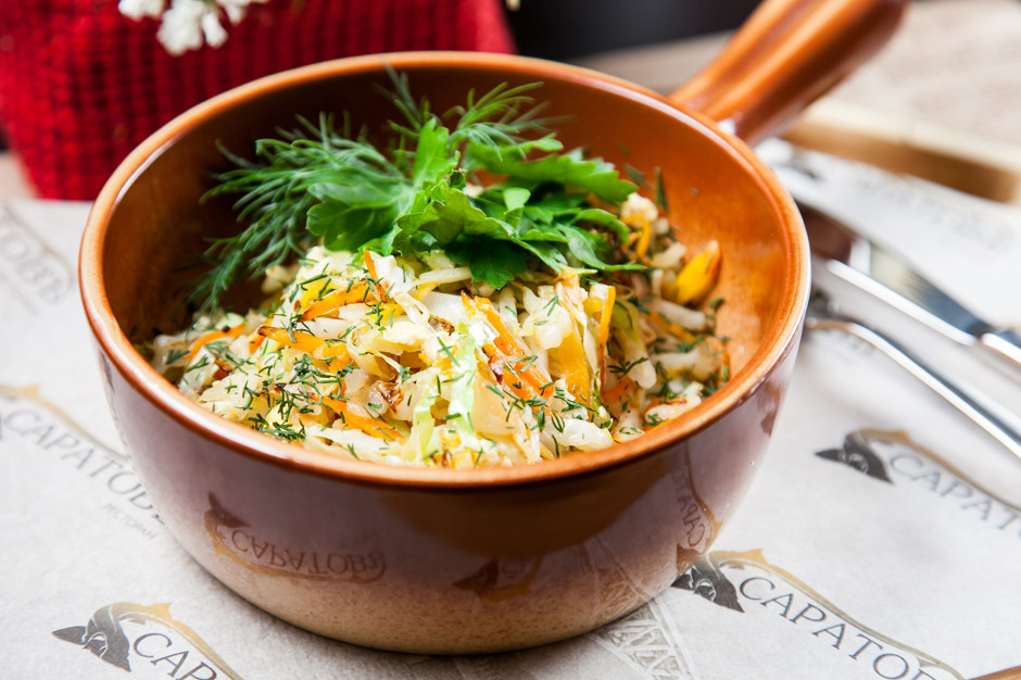 ЖАРЕНАЯ КАПУСТА С МОРКОВЬЮ И ЯЙЦОМ