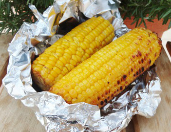 Кукуруза с лимоном и чесноком