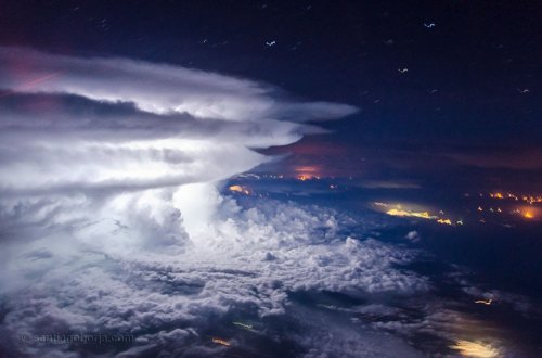 Завораживающие фотографии, сделанные из кабины пилотов (25 фото)