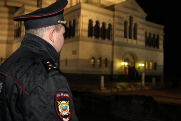 Юная жительница Севастополя обокрала собственную бабушку