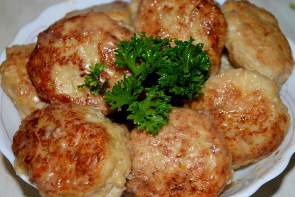 Сочные капустно-мясные котлетки Сочные капустно-мясные котлетки