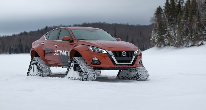 Гусеничный седан Nissan Altima - мечта россиян