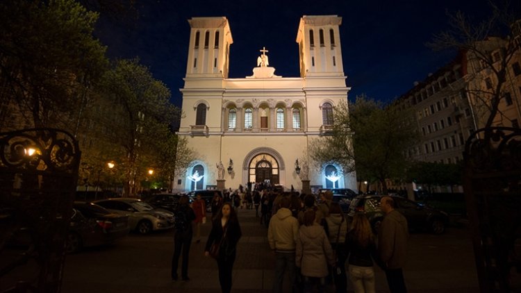 Посетители «Ночи музеев» в Петербурге часами стояли в очередях на вход