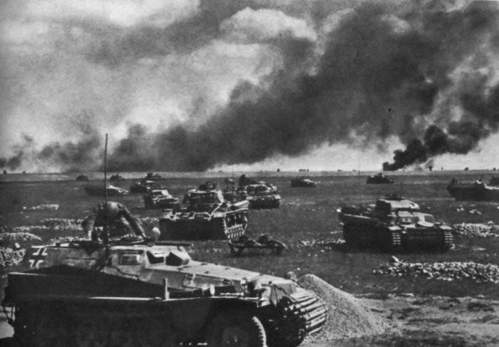 Самый безумный танковый бой в истории (20 фото) Самый безумный танковый бой в истории (20 фото)